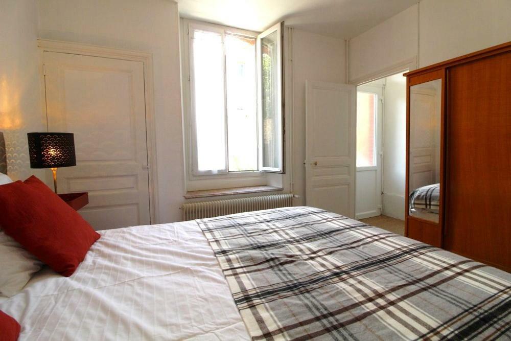 Appartements Le Cru Colbert 博讷 外观 照片